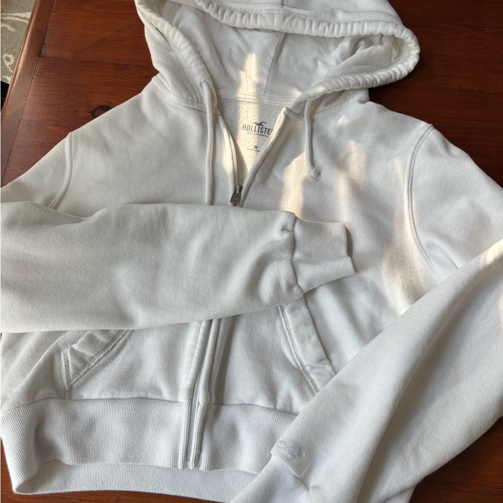 Hollister Feel Good Mini Zip-Up Hoodie - White - Medium